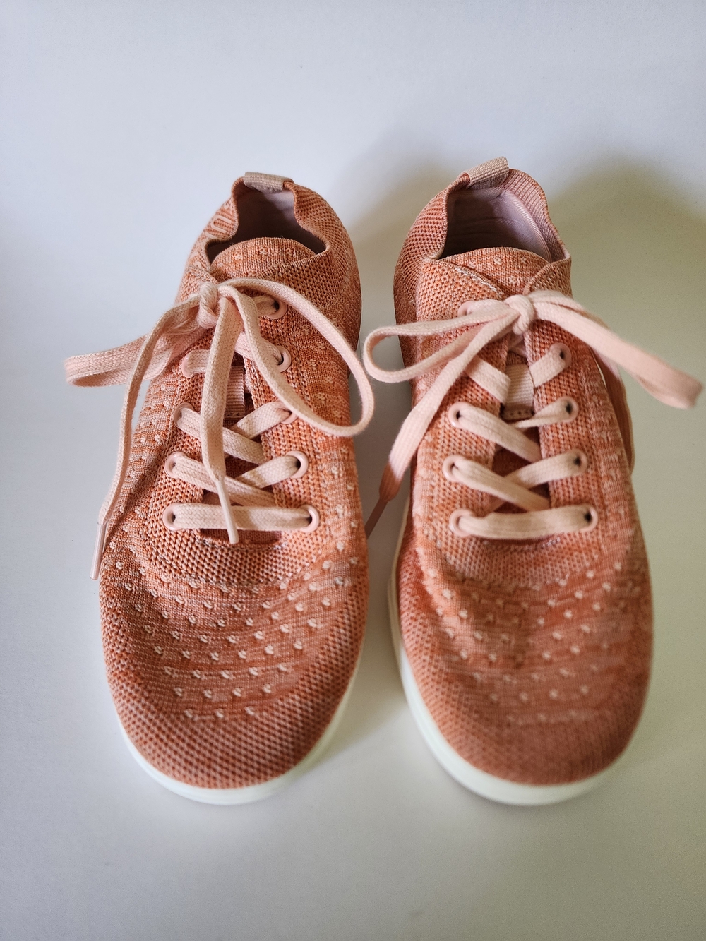 Suavas Women’s Lightweight Knit Lace-Up Sneakers in Pink (looks more like peach)